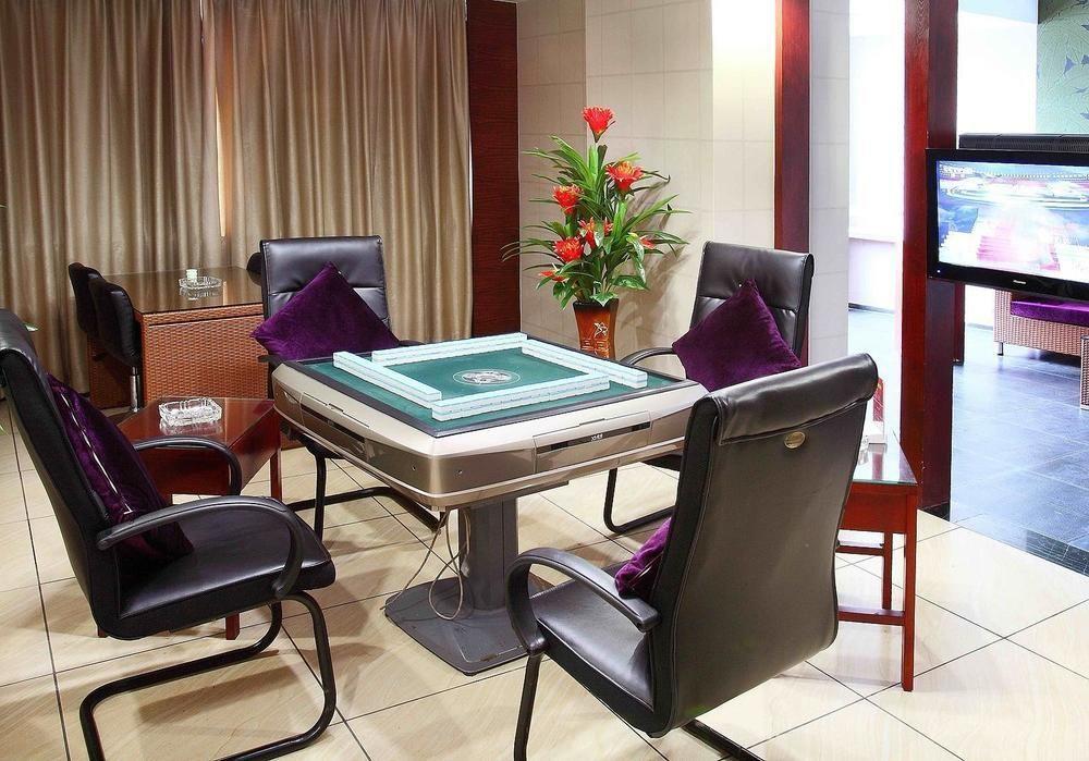 Huangma Holiday Hotel Haikou  Esterno foto