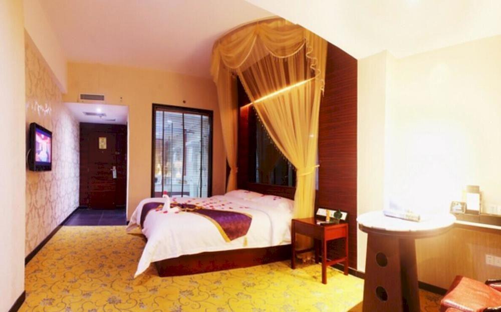 Huangma Holiday Hotel Haikou  Esterno foto